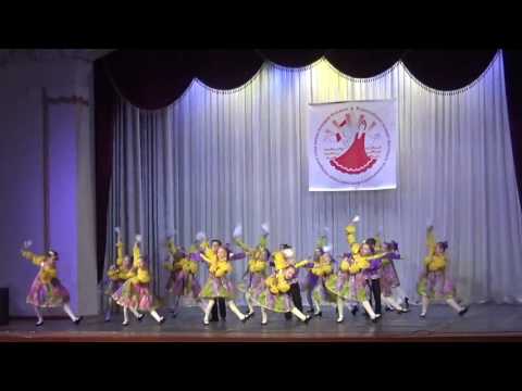 Видео: Раз калинка два калинка...Дубравушка