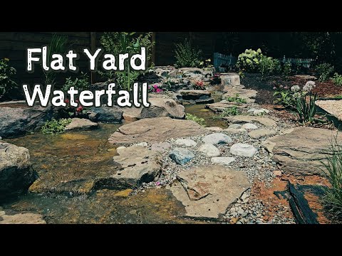 Видео: Как построить водопад на ровном участке заднего двора | Нет уклона? Не проблема!