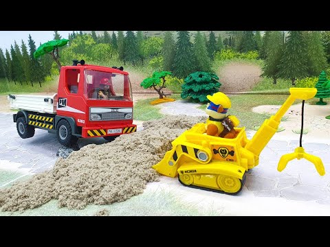 Видео: Игрушечные мультики для малышей про машинки! Мультфильмы 2021 с игрушками Щенячий Патруль Плеймобил.