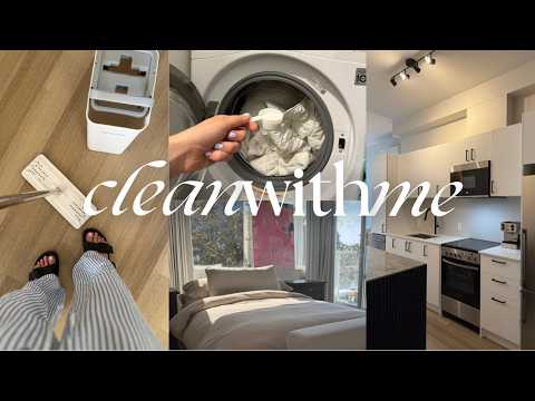 Видео: УБОРКА СО МНОЙ | Еженедельная перезагрузка + уборка холодильника + генеральная уборка дивана