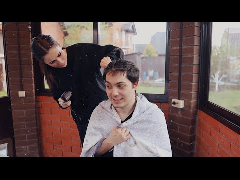 Видео: Эконом стрижка на самоизоляции || Слава Басюл и Юля Пушман