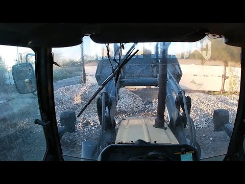 Видео: Планировка крупного щебня 40х70