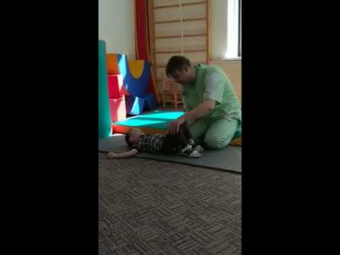 Видео: Реабилитация ребёнка Бобат терапия часть 2