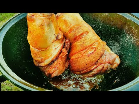 Видео: СВИНАЯ РУЛЬКА В КАЗАНЕ😋 С КАРТОШКОЙ, ГРИБАМИ😋 И ОВОЩАМИ!!!😋😋😋 #свинаярулька #казан #вкусноипросто