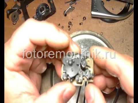 Видео: Ремонт фотоаппарата Pentacon six и объектива Biometar.
