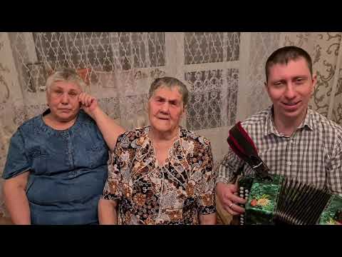 Видео: "Как в деревне нас мама встречает"