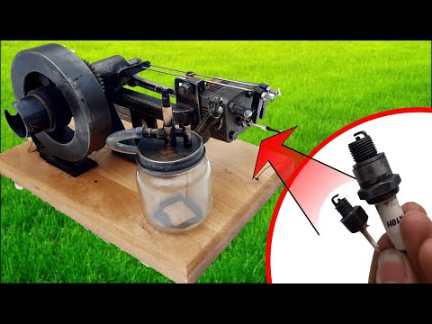 Видео: Двигатель 0.0075 литра ( самодельный ДВС )