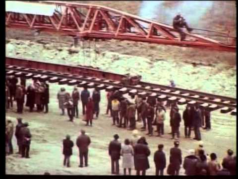 Видео: "Строим БАМ" - Самоцветы (сол. В.Белянин) 2009.