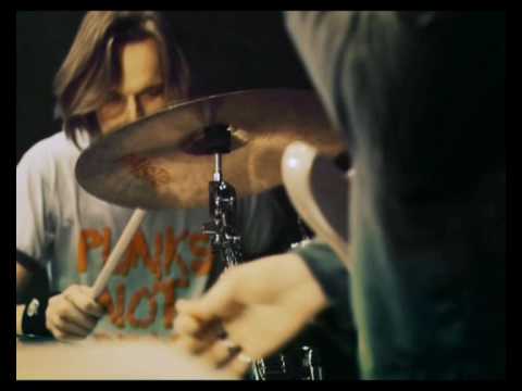 Видео: Хаки "Падаю"