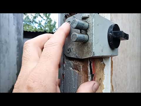 Видео: Замена  накладного замка знд1а