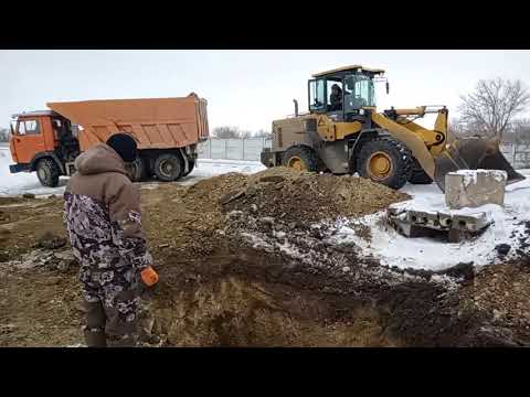 Видео: Бестобе 11.11.2025. Канал для отвода воды - решение проблемы с подтоплением кладбищ талыми водами.
