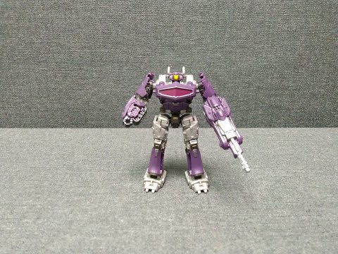 Видео: Обзор трансформера Shockwave - Core class - Studio Series. Музей Р-ТФ.