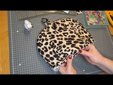 Видео: как сшить грелку на чайник МК