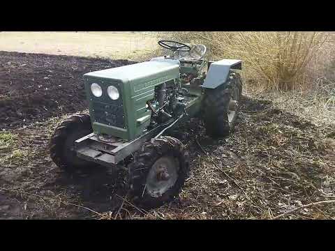 Видео: Огляд саморобного трактора Т-25 4х4 Homemade tractor 4х4