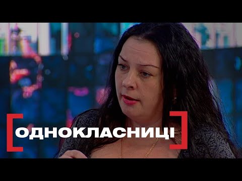 Видео: 72-РІЧНА БАБУСЯ БЛАГАЄ ПРО ПОРЯТУНОК ВІД РІДНІ | Стосується кожного
