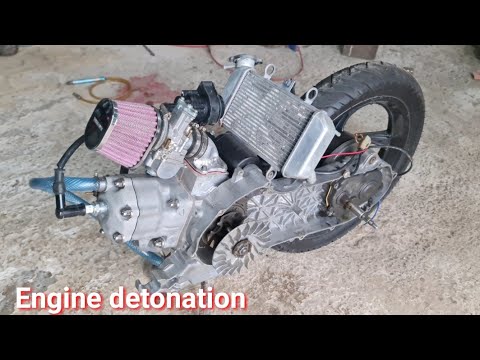 Видео: Запустите двигатель скутера с 4-х тактного на 2-х тактный.