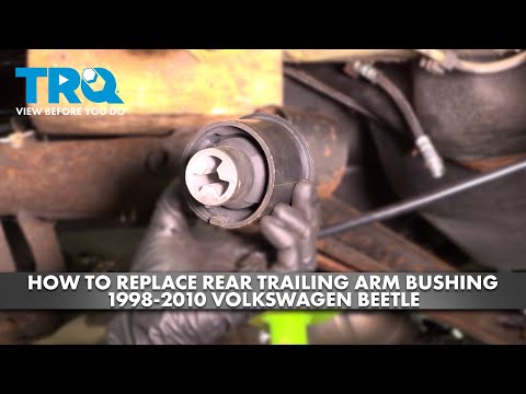 Видео: Как заменить сайлентблок заднего продольного рычага на Volkswagen Beetle 1998-2010