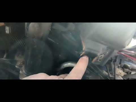 Видео: замена радиатора печки Мерседес 190 (w 201) по порядку от а до я