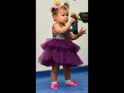 Видео: Как сшить платье с пайетками и валанами  ч.1 / How to sew a dress with paiettes and wallans p.1