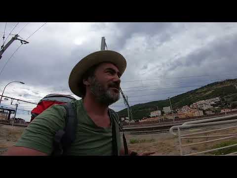 Видео: Пешком из Испании во Францию