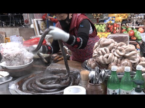 Видео: Свежие сунды, которые варены и продаются каждый день / свинины кишки / Корейская уличная еда