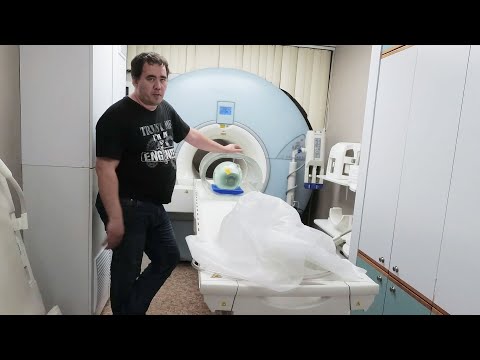 Видео: Бложек.  Моя работа - инженер МРТ