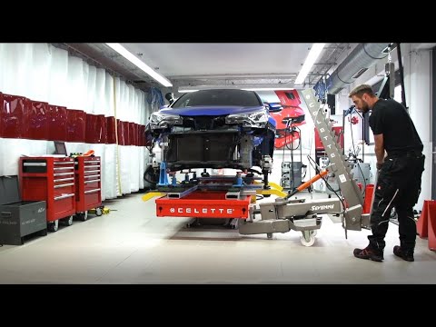 Видео: Ремонт кузова на стапеле при помощи универсальной системы стапельных насадок Celette