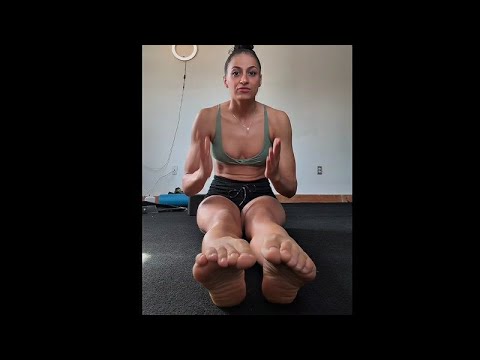 Видео: Осенняя красота – здоровые ступни и стопы от природы