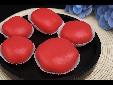 Видео: Этот Японский Десерт Распускается на Языке! Моти с Ягодами!