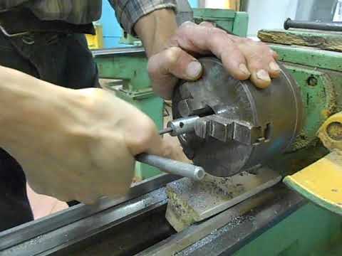 Видео: Винтовой замок