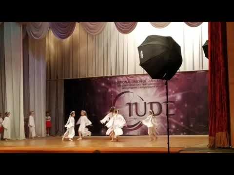 Видео: "Небо засыпай"