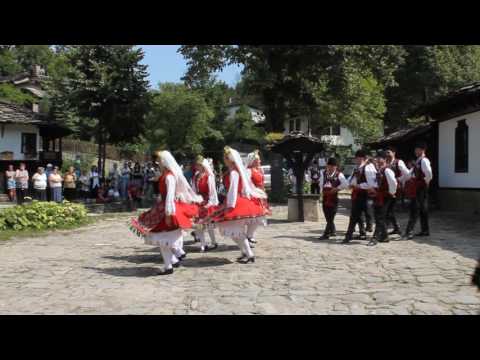 Видео: АНСАМБЪЛ "СИВЕК" - ГАБРОВО - НА ПРАЗНИКА СЪЕДИНЕНИЕТО НА БЪЛГАРИЯ В БОЖЕНЦИ - 3