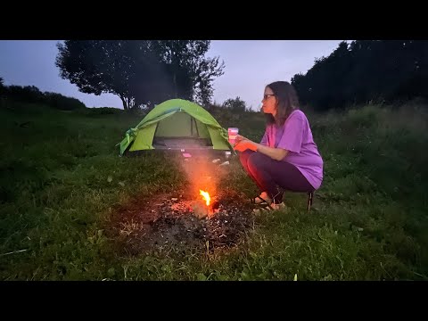 Видео: Тихий сап-тур и розовый закат — одиночный кемпинг на реке | silent hike