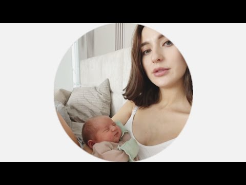 Видео: Первый день дома🤱| Как Ева отреагировала на малышку? | О выписке из роддома – Александра Поснова