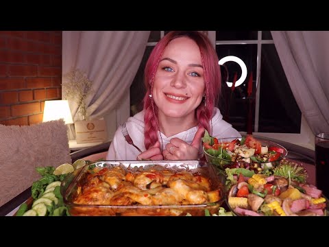 Видео: MUKBANG | Запечённые крылья с овощами под сыром, салаты | baked wings with cheese, salads не ASMR