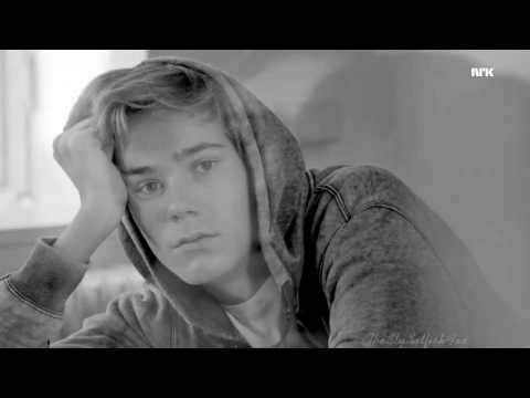 Видео: Even & Isak (Evak - SKAM) - Мальчик, ты снег