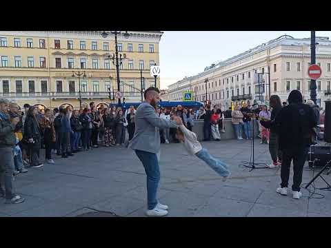 Видео: Шумные соседи