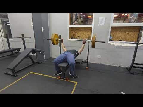 Видео: [Жим лежа] Bench Press - 110kg x 3 (September 16, 2025)