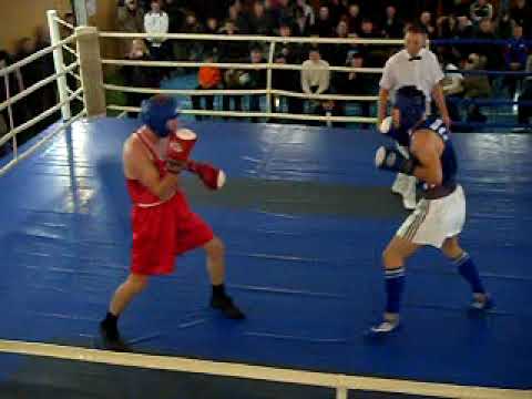 Видео: Чемпионский бой 2009_годы молодые_первенство Чувашской Республики 