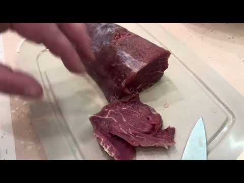 Видео: Как вкусно накормить гостей?