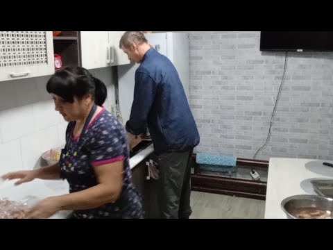Видео: Готовим ужин на двоих❗🤗 Помощник на кухне 👍