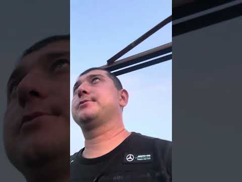 Видео: Загон раскол и навес для лошадей завершенный