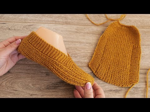 Видео: Следки спицами одним полотном «по турецки» | Easy knit slippers pattern tutorial