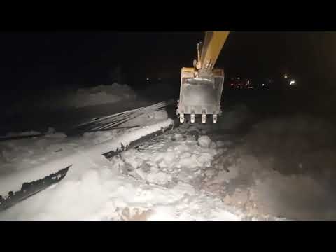 Видео: Главные ошибки при эксплуатации гусеничного экскаватора.Грубейшие ошибки, и чего делать нежелательно