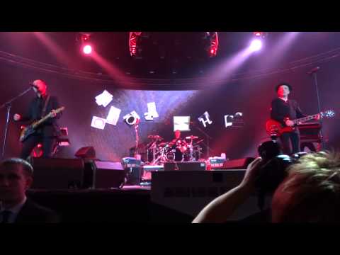 Видео: Агата Кристи - Нисхождение (Санкт-Петербург, Ледовый Дворец, 14.02.2015