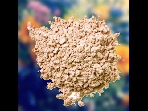 Видео: как самому приготовить минеральную пудру-основу