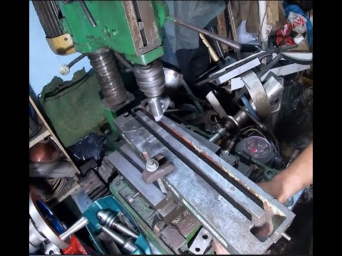 Видео: Фрезернул стол от НГФ 110 на сверлильном 2М112