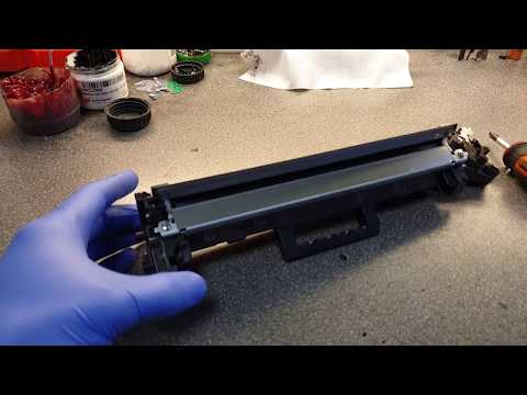 Видео: Быстрый и надёжный способ заправки HP CF217A // The most easy and safe cartridge refill HP CF217A