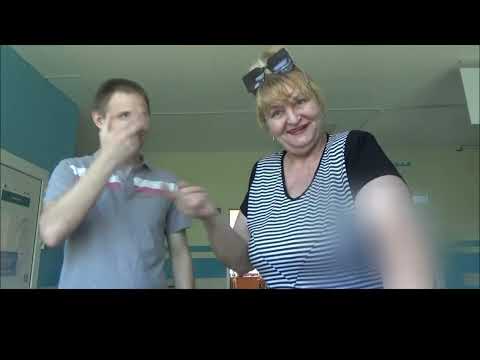 Видео: В поликлинике без очереди с субтитрами
