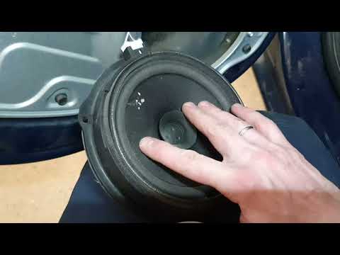 Видео: Отъехали сразу все динамики на форд фокус 2! Как так?!